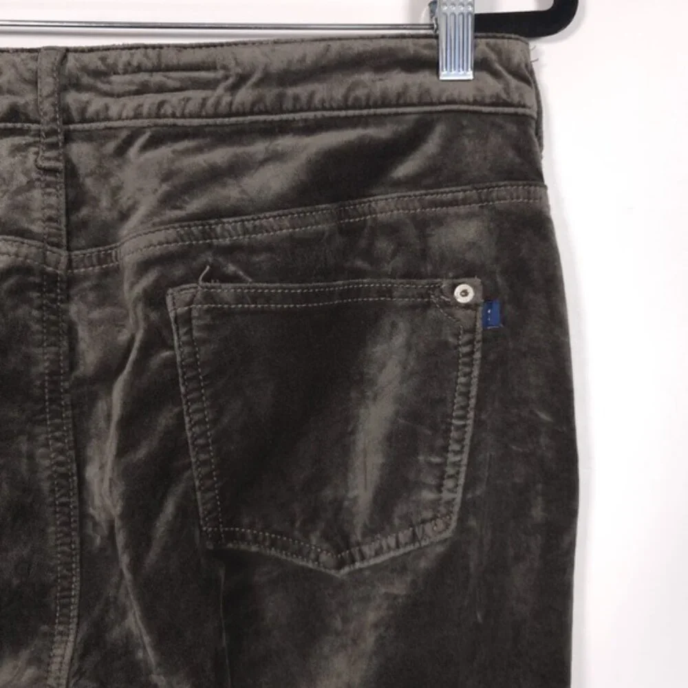 Anthropologie Pilcro Women’s Demilune Boot Velvet Flare Jeans MOSS Size 31‎
